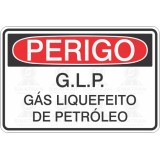 G. L. P. Gás liquefeito de petróleo